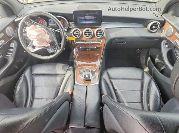 WDC0G4JB6HV011452 2017 MERCEDES-BENZ GLC-CLASS Black Vista del salpicadero