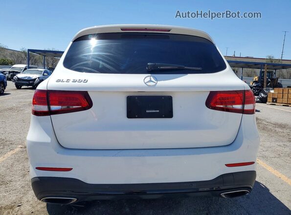 WDC0G4JB8JV014231 2018 MERCEDES-BENZ GLC-CLASS White Vista trasera