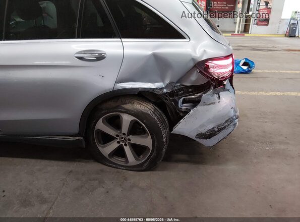 WDC0G4KB0HF249161 2017 MERCEDES-BENZ GLC 300 Серебряный Вид спереди