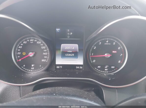WDC0G4KB1HF150817 2017 MERCEDES-BENZ GLC 300 Black Հետևի նստատեղերի տեսք