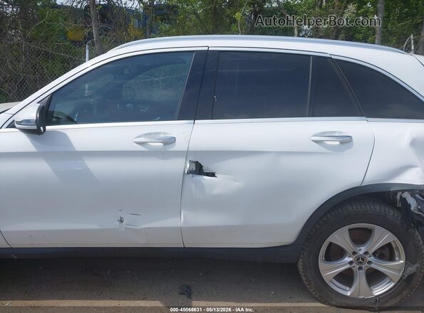 WDC0G4KB2JV063603 2018 MERCEDES-BENZ GLC 300 Белый Панорамный вид салона 360°