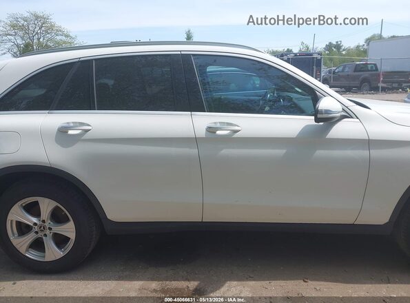 WDC0G4KB2JV063603 2018 MERCEDES-BENZ GLC 300 Белый Вид задней части салона