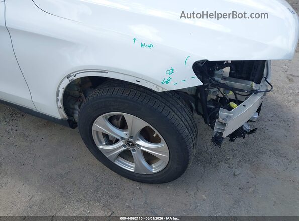 WDC0G4KB4JV093069 2018 MERCEDES-BENZ GLC 300 White 