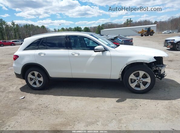 WDC0G4KB4JV093069 2018 MERCEDES-BENZ GLC 300 White სალონის 360-გრადუსიანი ხედი