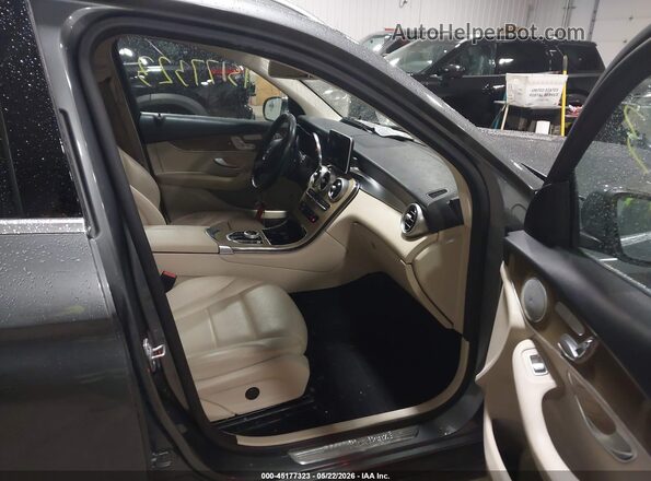 WDC0G4KB4KF566061 2019 MERCEDES-BENZ GLC 300 Gray Вид салону спереду