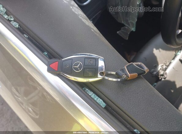 WDC0G4KB6KF576073 2019 MERCEDES-BENZ GLC 300 Brown Առջևի վահանակի տեսք