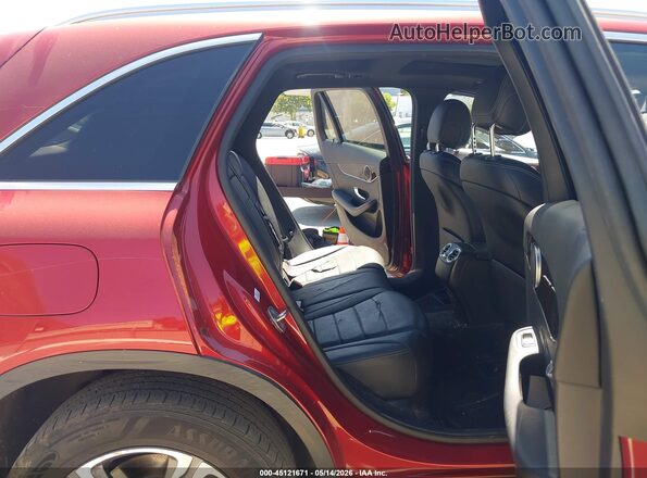 WDC0G4KB7HF158999 2017 MERCEDES-BENZ GLC 300 Red Вид наклейки з VIN-кодом