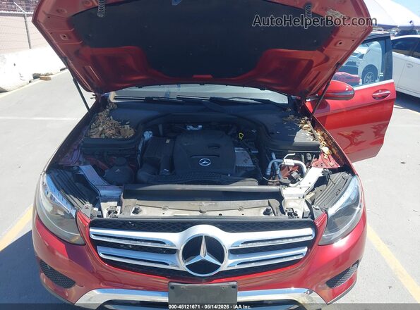 WDC0G4KB7HF158999 2017 MERCEDES-BENZ GLC 300 Red Вид ззаду