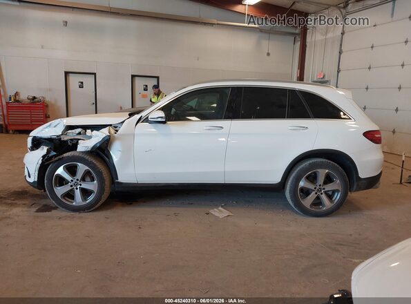 WDC0G4KB7KV174214 2019 MERCEDES-BENZ GLC 300 Белый Панорамный вид салона 360°