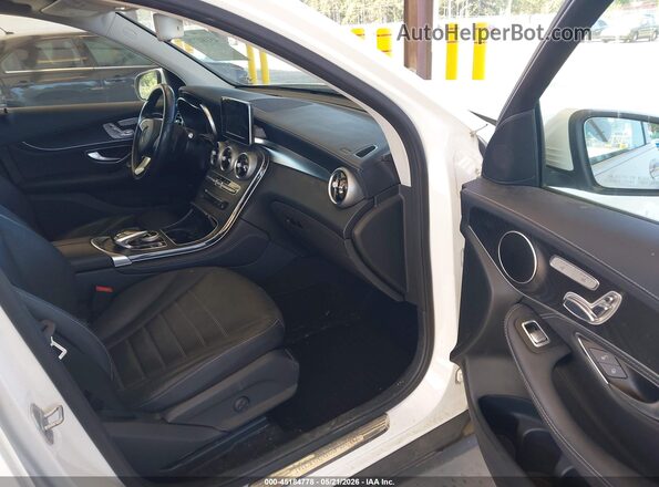 WDC0G4KB8GF066220 2016 MERCEDES-BENZ GLC 300 White Սալոնի դիմացի տեսք