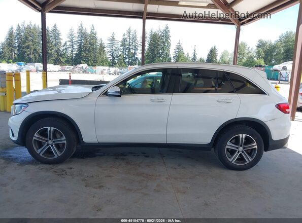 WDC0G4KB8GF066220 2016 MERCEDES-BENZ GLC 300 White Սալոնի 360 աստիճան տեսք