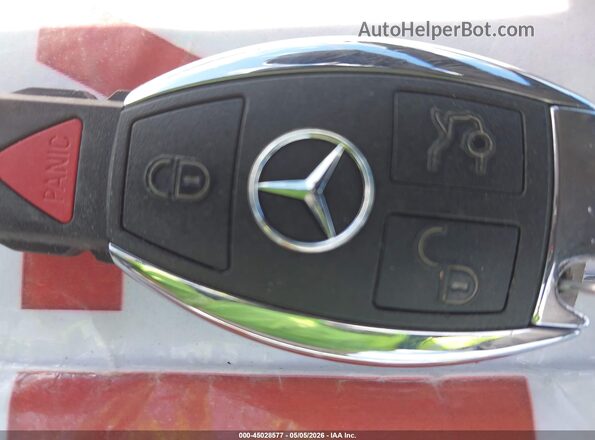 WDC0G4KB8HF155867 2017 MERCEDES-BENZ GLC 300 Black Առջևի վահանակի տեսք