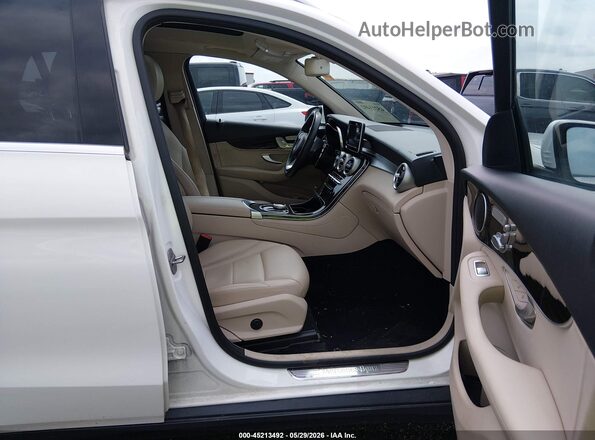WDC0G4KB8JV030864 2018 MERCEDES-BENZ GLC 300 White Widok wnętrza z przodu