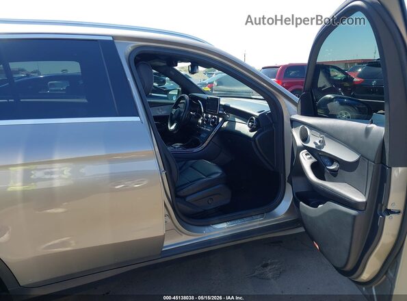 WDC0G4KB9KV136919 2019 MERCEDES-BENZ GLC 300 Silver Widok wnętrza z przodu