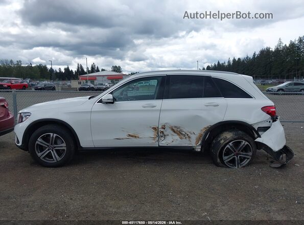 WDC0G4KBXHF134521 2017 MERCEDES-BENZ GLC 300 White Панорамний вид салону 360°