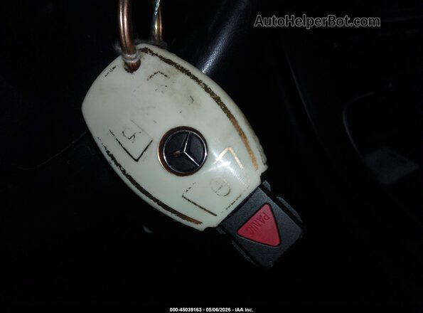 WDC0G4KBXJV027870 2018 MERCEDES-BENZ GLC 300 Silver Dashboard view