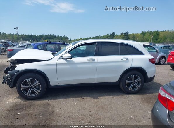 WDC0G4KBXKF669629 2019 MERCEDES-BENZ GLC 300 White უკანა სალონის ხედი