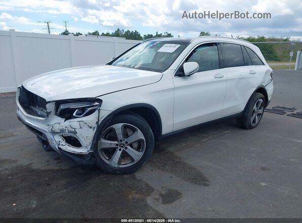 WDC0G4KBXKV158492 2019 MERCEDES-BENZ GLC 300 White Առջևի ձախ երեք քառորդ տեսարան