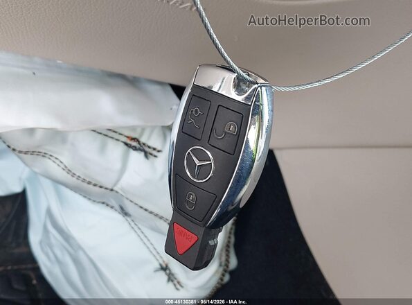 WDC0G4KBXKV158492 2019 MERCEDES-BENZ GLC 300 White Առջևի վահանակի տեսք