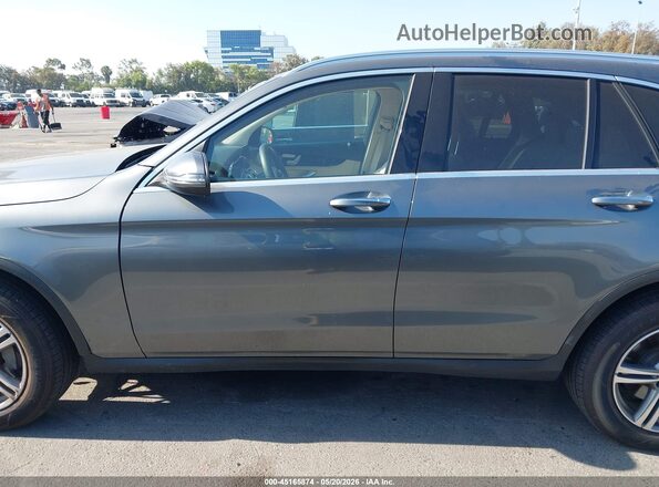 WDC0G8DB9LF749364 2020 MERCEDES-BENZ GLC 300 Gray 