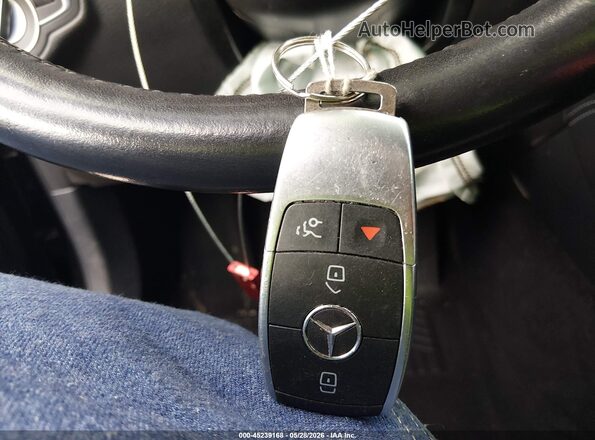 WDC0G8EB6LF744685 2020 MERCEDES-BENZ GLC 300 Black Vista del salpicadero