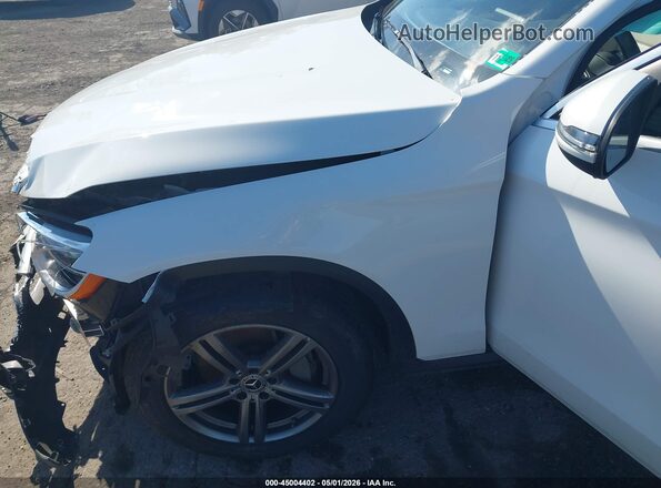 WDC0G8EB8LF719593 2020 MERCEDES-BENZ GLC 300 White Front view