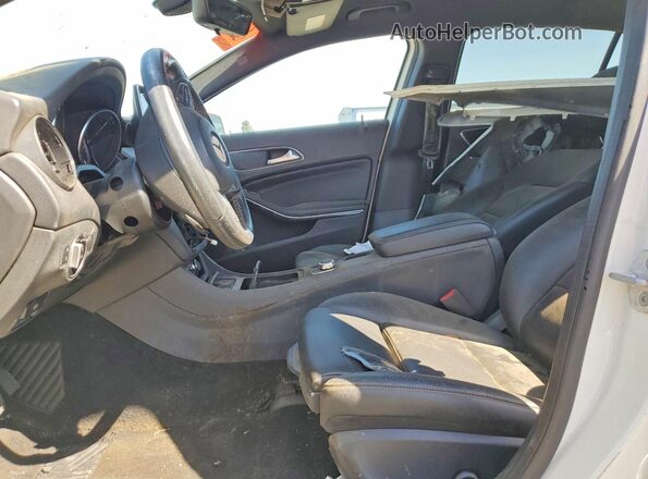 WDCTG4EB0GJ208338 2016 MERCEDES-BENZ GLA White 
