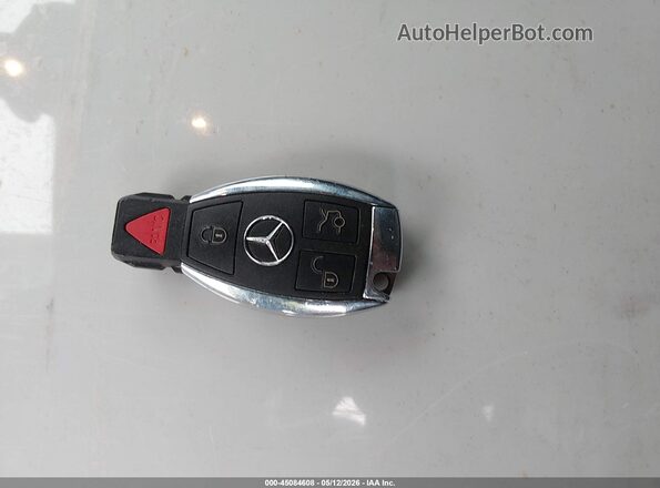 WDCTG4EB0GJ256776 2016 MERCEDES-BENZ GLA 250 White Առջևի վահանակի տեսք