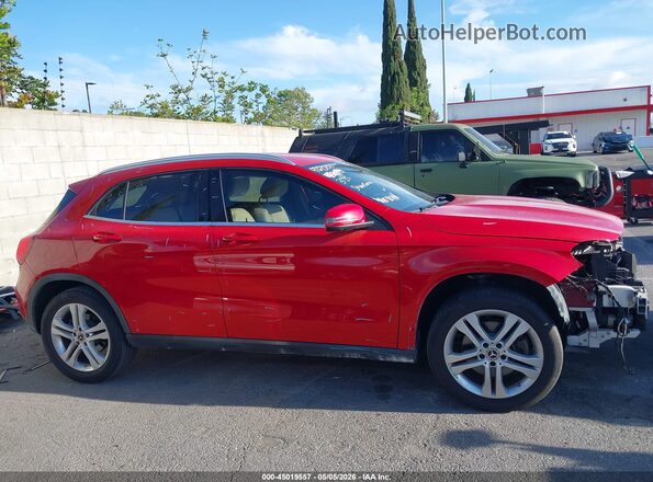 WDCTG4EB0JJ479374 2018 MERCEDES-BENZ GLA 250 Red Панорамний вид салону 360°