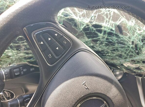 WDCTG4EB0JJ515385 2018 MERCEDES-BENZ GLA Черный Вид щитка приборов