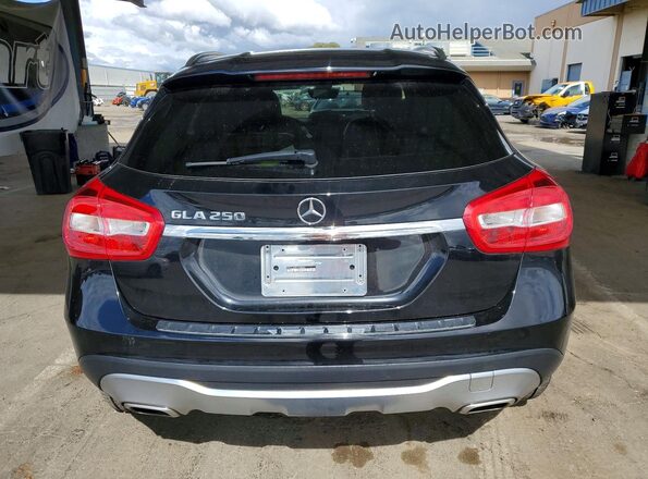 WDCTG4EB2JJ439846 2018 MERCEDES-BENZ GLA Black Вид ззаду