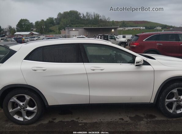WDCTG4EB3KJ579891 2019 MERCEDES-BENZ GLA 250 White Widok wnętrza 360 stopni