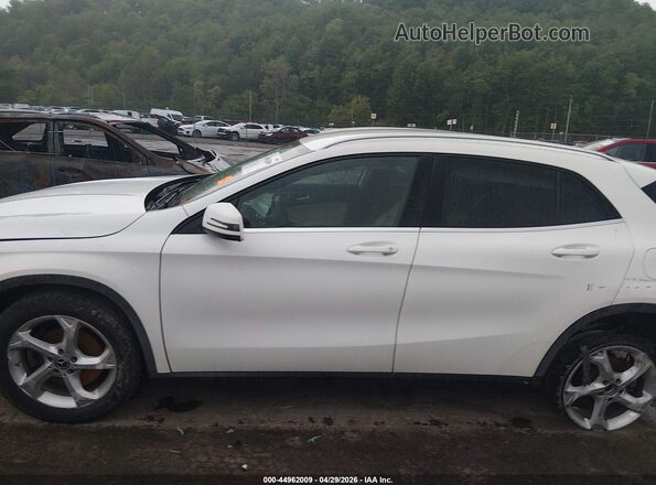 WDCTG4EB3KJ579891 2019 MERCEDES-BENZ GLA 250 White 