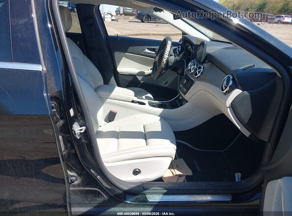 WDCTG4EB4JJ390584 2018 MERCEDES-BENZ GLA 250 Black 