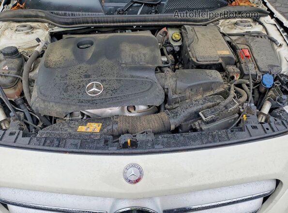 WDCTG4EB5GJ205645 2016 MERCEDES-BENZ GLA White უკანა სალონის ხედი