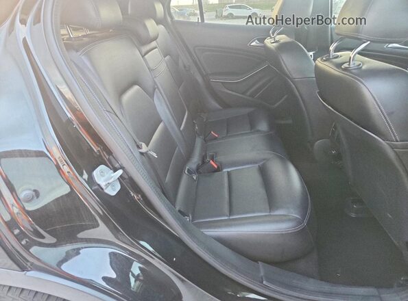 WDCTG4EB5JJ406551 2018 MERCEDES-BENZ GLA Black 