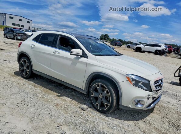 WDCTG4EB5JJ421275 2018 MERCEDES-BENZ GLA White Delantero derecho
