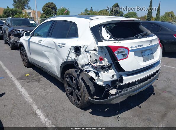 WDCTG4EB5JJ520193 2018 MERCEDES-BENZ GLA 250 White Trasero izquierdo