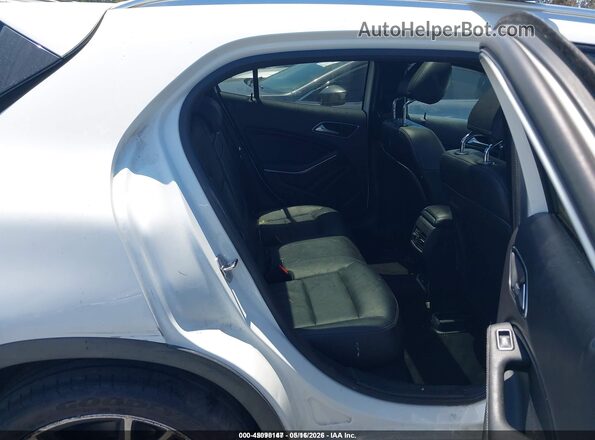 WDCTG4EB5JJ520193 2018 MERCEDES-BENZ GLA 250 White Vista de la etiqueta del VIN