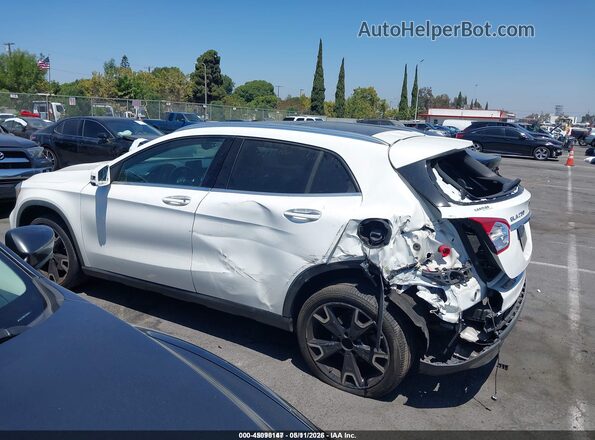 WDCTG4EB5JJ520193 2018 MERCEDES-BENZ GLA 250 White Vista interior de 360 grados