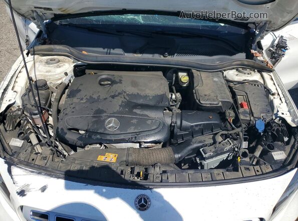 WDCTG4EB5KU010569 2019 MERCEDES-BENZ GLA White Vista interior trasera