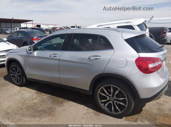 WDCTG4EB9HJ291382 2017 MERCEDES-BENZ GLA 250 Silver Vista interior de 360 grados
