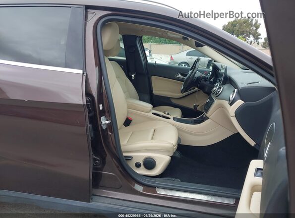 WDCTG4EBXGJ214454 2016 MERCEDES-BENZ GLA 250 Black Front interior view