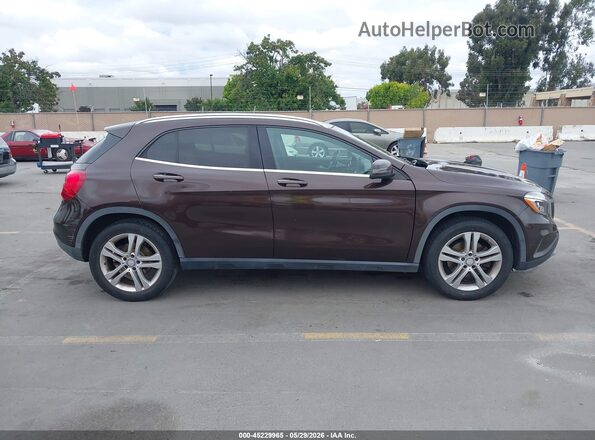WDCTG4EBXGJ214454 2016 MERCEDES-BENZ GLA 250 Black Rear interior view
