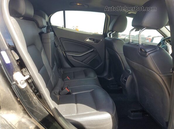 WDCTG4EBXGJ234705 2016 MERCEDES-BENZ GLA Black უკანა სალონის ხედი