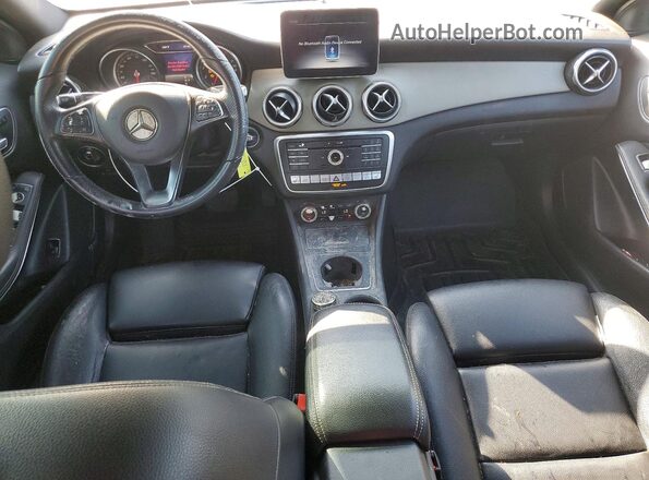 WDCTG4GB2KU007979 2019 MERCEDES-BENZ GLA Black 