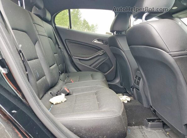 WDCTG4GB8LJ665132 2020 MERCEDES-BENZ GLA Черный Вид задней части салона