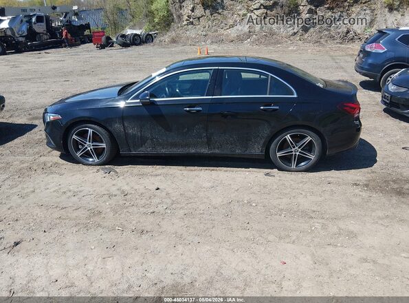 WDD3G4EB1KW019897 2019 MERCEDES-BENZ A 220 Black Widok wnętrza 360 stopni