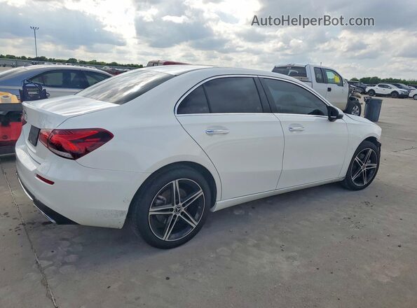 WDD3G4EB3KW023014 2019 MERCEDES-BENZ A Белый Задняя правая четверть