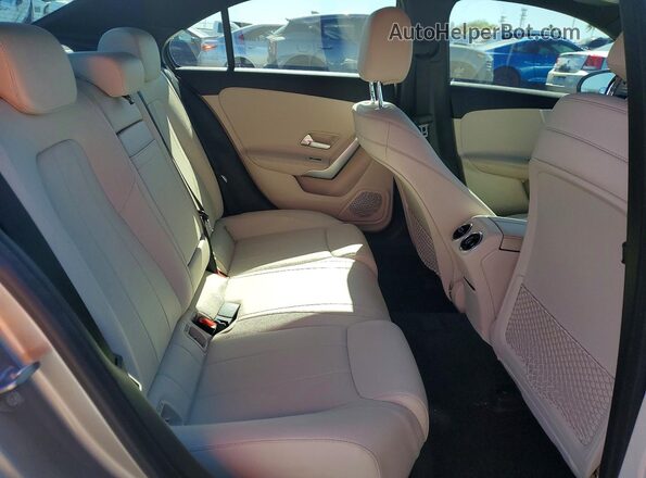 WDD3G4EB4KW028674 2019 MERCEDES-BENZ A Gray Вид задніх сидінь